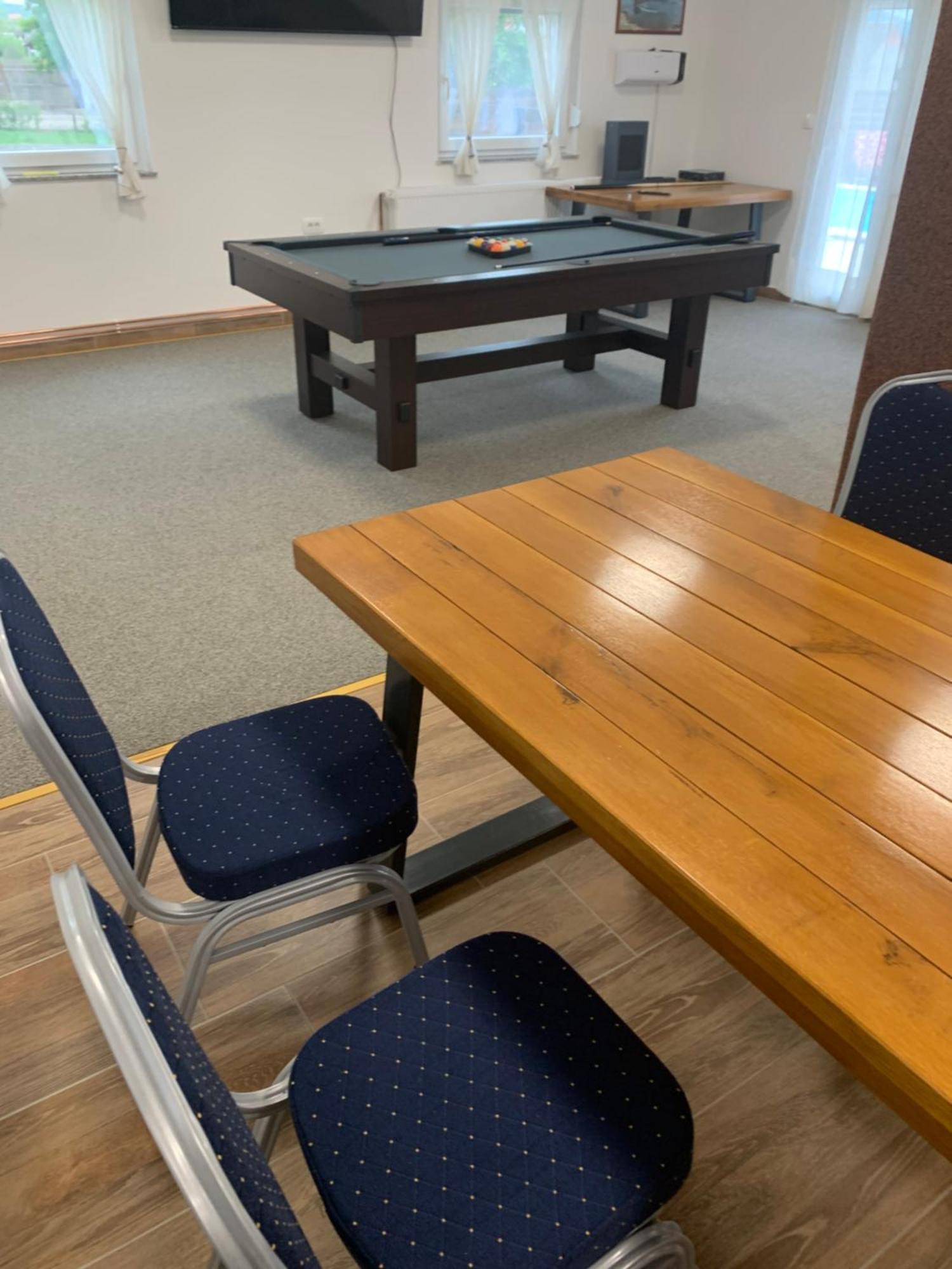 Apartmani Albatros Perusic Bagian luar foto
